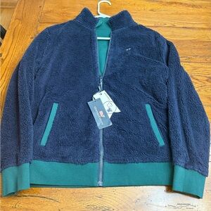 Vineyard Vines Navy and Green fleece lined jacket. NWT size 18 XL reversible